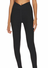 Load image into Gallery viewer, Year of Ours Stretch Veronica Legging - Heather Black