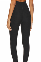 Load image into Gallery viewer, Year of Ours Stretch Veronica Legging - Heather Black