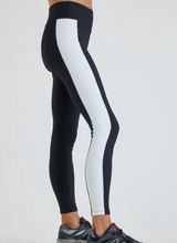 Load image into Gallery viewer, YOS Thermal Tahoe Legging - Black/ White