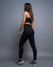 Load image into Gallery viewer, Year Of Ours Ribbed Hockey Legging - Black