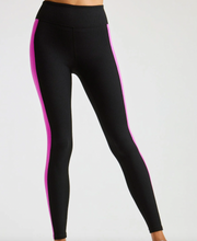 Load image into Gallery viewer, Year of Ours Thermal Tahoe Legging - Black/ Rose Violet