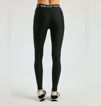 Load image into Gallery viewer, Year of Ours Recycled Hike Legging - Black