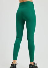 Load image into Gallery viewer, Year of Ours Ribbed High High Legging - Malachite
