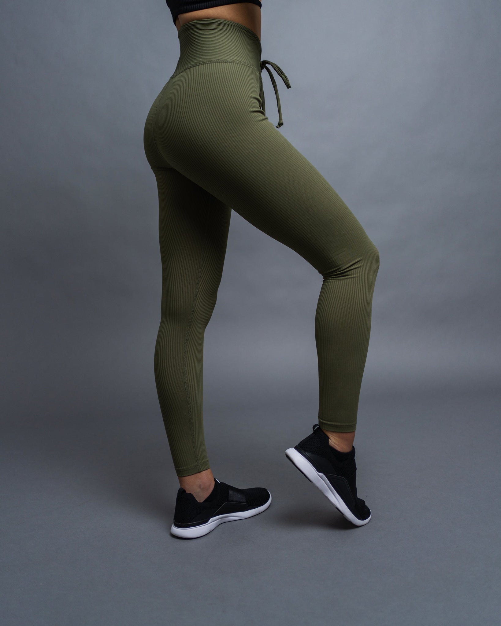 Year of Ours Football Leggings Doe Nude S NWT - Schimiggy Reviews