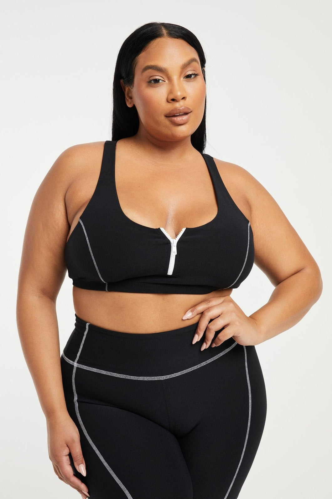 Year Of Ours Zip Front Bra - Black